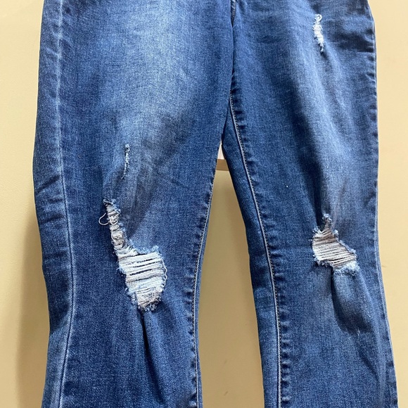 Lucky Brand Women’s Dark Blue Distressed Skinny Jeans – Size 8 / 28 - Picture 2 of 9